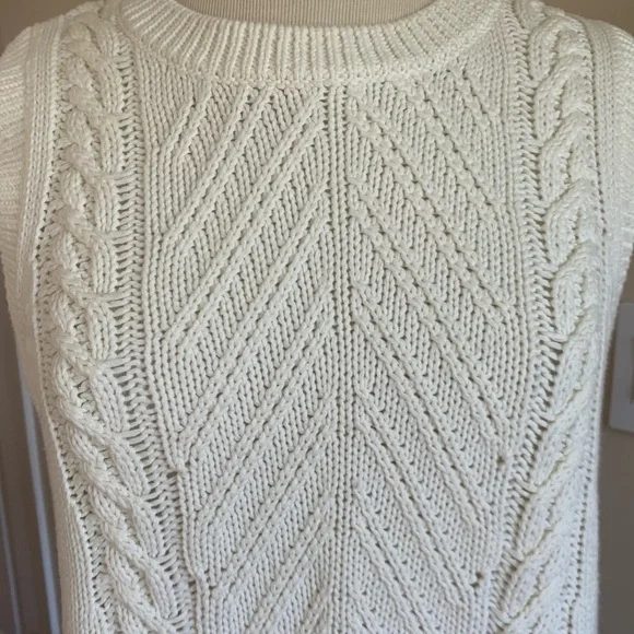 CHELSEA & THEODORE Large off white Ivory Knit Sweater Vest - Picture 7 of 12